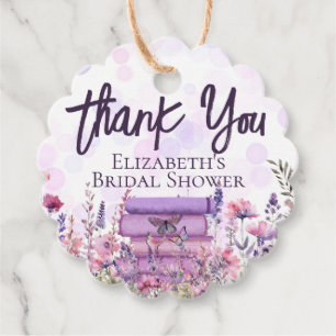 Étiquettes Cadeau Pile de livres violets Fleurs sauvages Papillons É