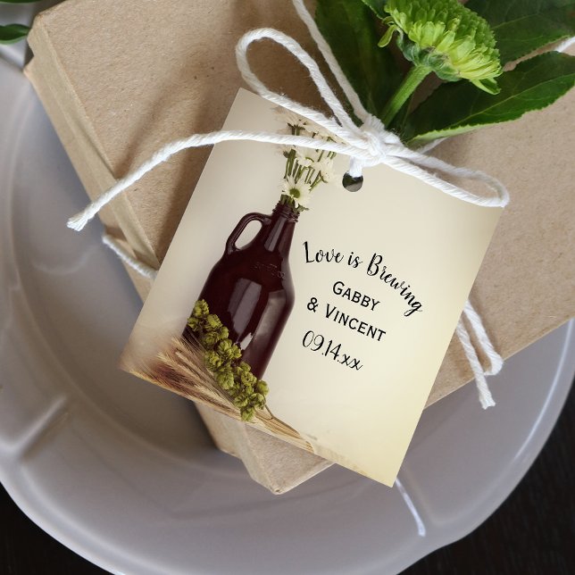 Étiquettes Cadeau Producteur, houblon et marguerite L'amour est bras (Créateur téléchargé)