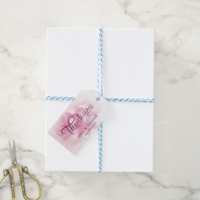 Étiquettes-cadeau Remerciement de mariage rose floral Monogramme  (With Twine)