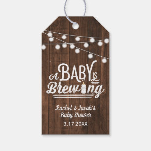Étiquettes-cadeau Rustic Un bébé brasse du Baby shower