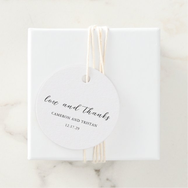 Étiquettes Cadeau Simple Mariage noir et blanc propre (En situation)