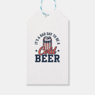 Étiquettes-cadeau T-shirt vectoriel vintage de bière froide patrioti