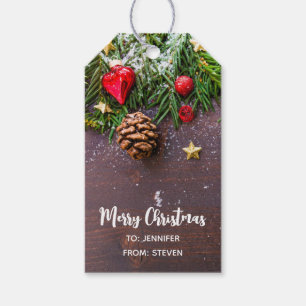 Étiquettes-cadeau Table de Noël rustique avec pin et neige