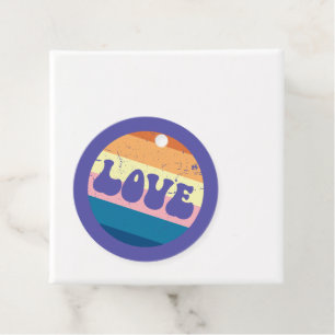 Étiquettes Cadeau Typographie D'Amour Rétro Sur Les Rayures De Couch