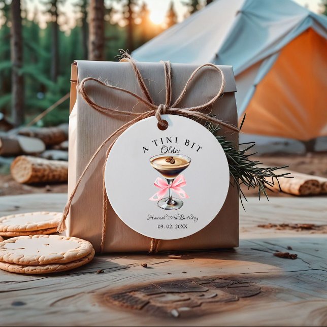 Étiquettes Cadeau Un Tini Bit Ancien Martini fête d'anniversaire (Créateur téléchargé)