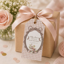 Une Baby Shower Café Gingham 'Un Bébé Est En Train