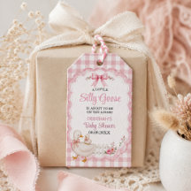 Une petite maison de campagne rose pour bébé avec