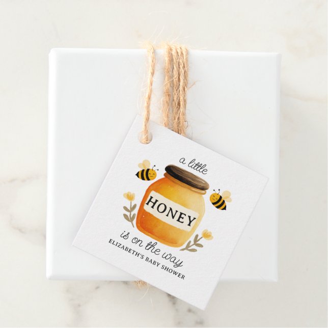 Étiquettes Cadeau Watercolor Honey & Bees Baby Shower Yellow (En situation)