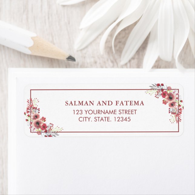 Étiquettes d'adresse de retour de mariage floral r (En situation)