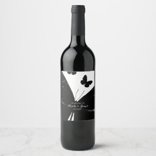 Étiquettes de vin de fête blanches avec papillons