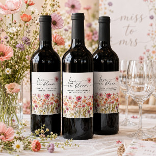 Étiquettes de vin pour la douche de mariée Love In