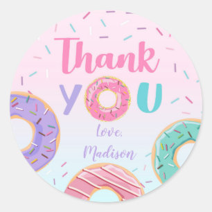 Étiquettes des chevaliers d'anniversaire Donut