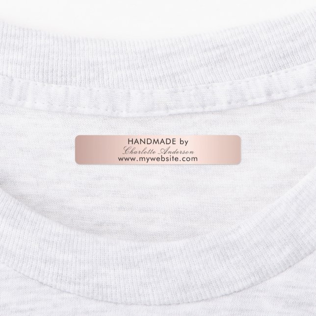 Étiquettes Fabriqué à la main avec le nom rose or script (Apposé)