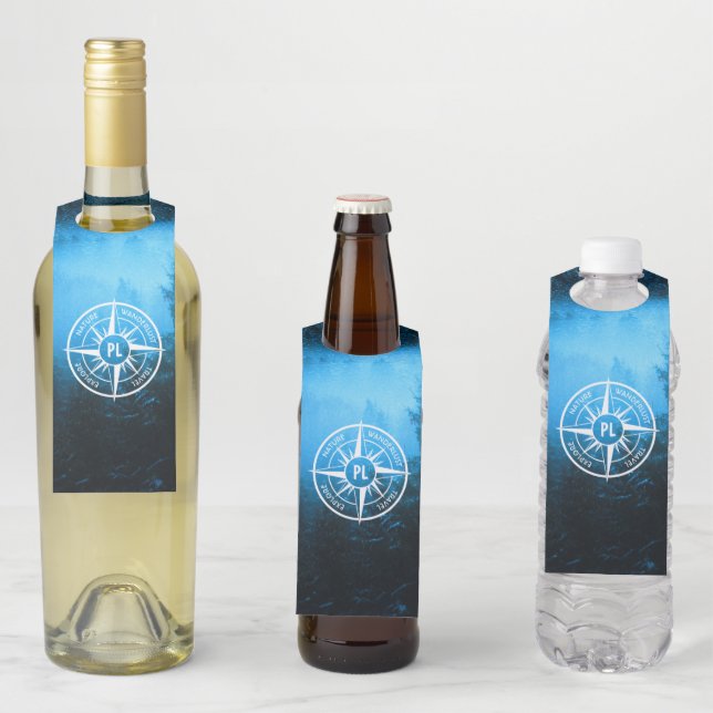 Étiquettes Pour Bouteilles Aiguille de compas monogramme brouillard dans la f (En situation)