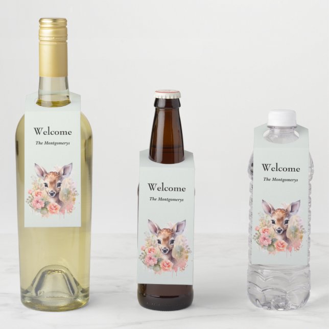 Étiquettes Pour Bouteilles Cerf mignon entouré de roses (En situation)