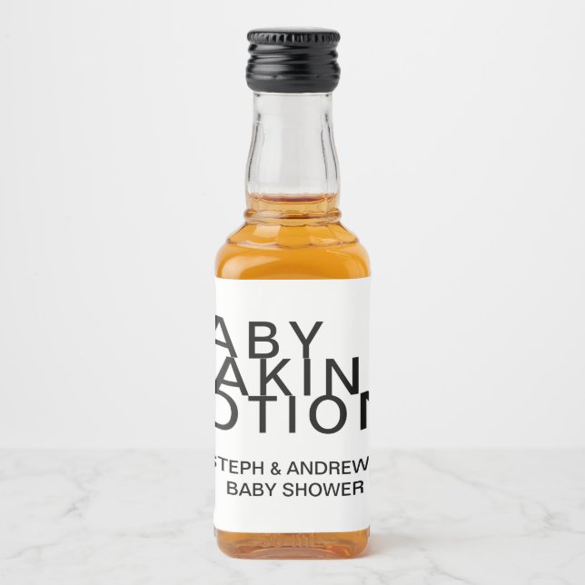 Étiquettes Pour Bouteilles De Liqueur Le Baby shower d'un couple en potion (Devant)