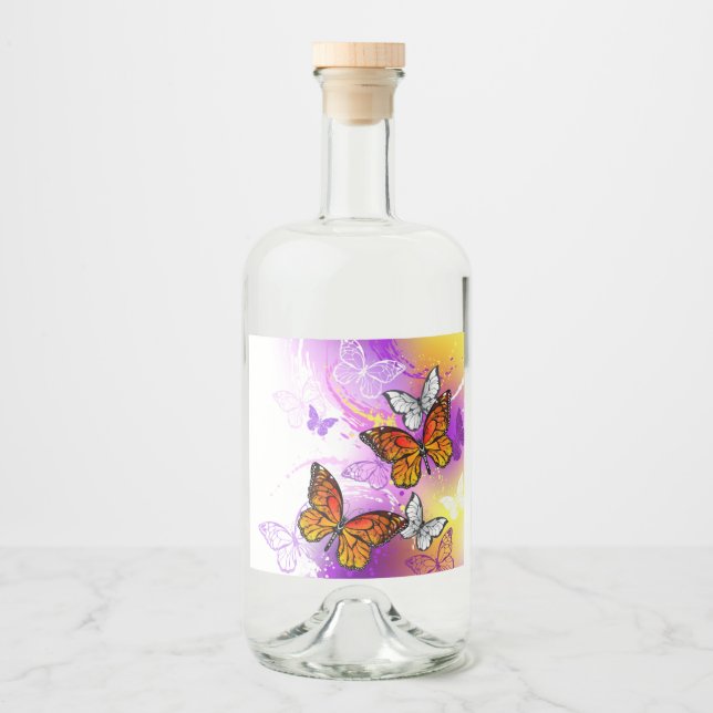 Étiquettes Pour Bouteilles De Liqueur Papillons Monarque sur Arrière - plan pourpre (Devant)