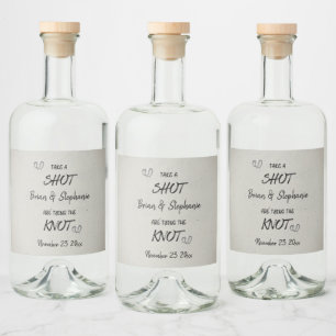 Étiquettes Pour Bouteilles De Liqueur Prenez Un Tir Couple Fiancé Attachant Le Nœud Alc