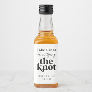 Étiquettes Pour Bouteilles De Liqueur Prenez une balle Nous sommes en train de nouer la 