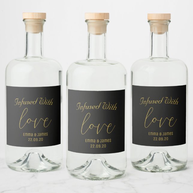 Étiquettes Pour Bouteilles De Liqueur Script noir et or infusé avec Monogramme d'amour (Bouteilles)