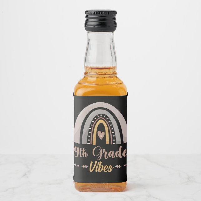 Étiquettes Pour Bouteilles De Liqueur Vibes de 9e année Arc en ciel Neuvième année Retou (Devant)