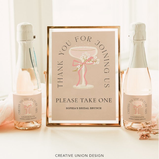 Étiquettes Pour Bouteilles De Vin Mousseux Cadeaux de douche de mariée de Future Mme Champagn (Créateur téléchargé)