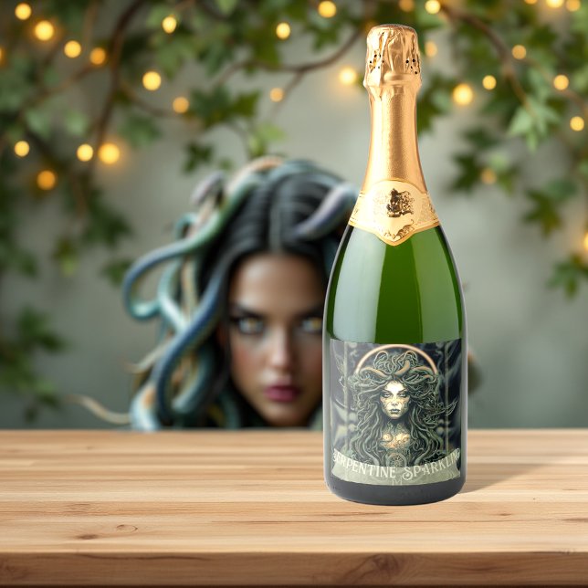 Étiquettes Pour Bouteilles De Vin Mousseux Le regard de Medusa (Créateur téléchargé)