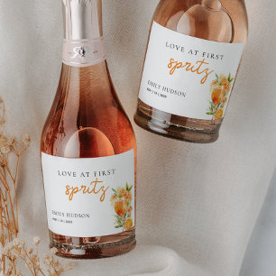 Étiquettes Pour Bouteilles De Vin Mousseux Love at First Spritz Baby Shower