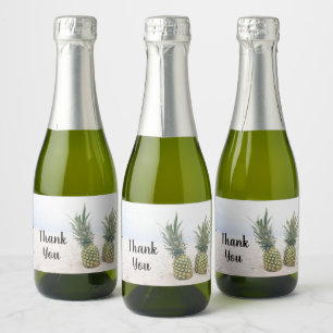 Étiquettes Pour Bouteilles De Vin Mousseux Photo de 2 ananas sur un Merci de plage