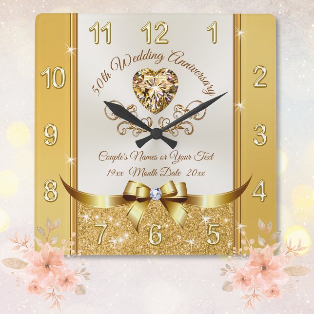 Étonnante horloge de l'Anniversaire d'or personnal (50th anniversary clock. Gift ideas for friends 50th anniversary. Golden wedding anniversary gifts.)