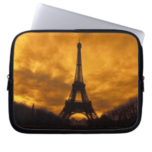EU, France, Paris.  Eiffel Tower. Laptop Sleeve