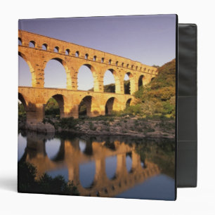 EU, France, Provence, Gard, Pont du Gard. Binder