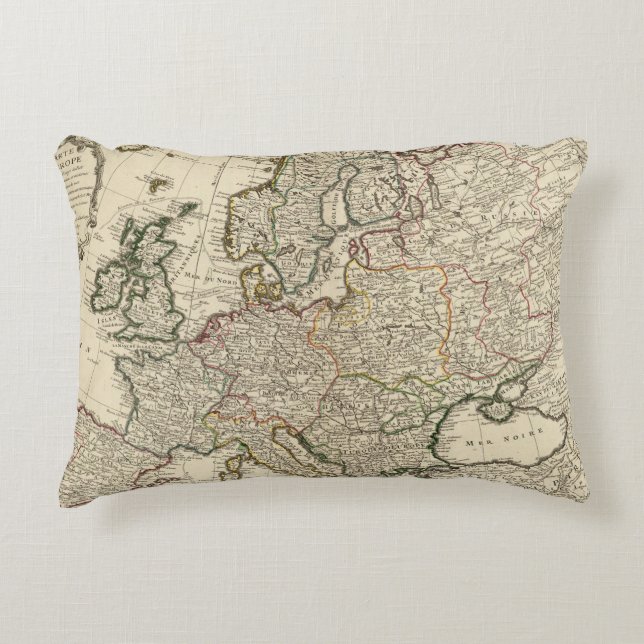 Europe 11 decorative pillow (Front)