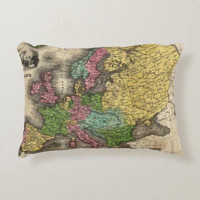 Europe 12 accent pillow (Front)