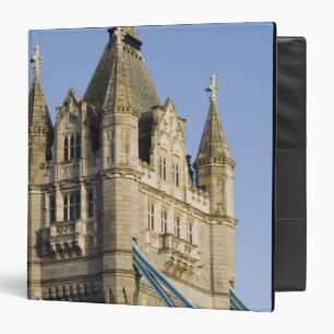 Europe ENGLAND, London: Tower Bridge / Late Binder
