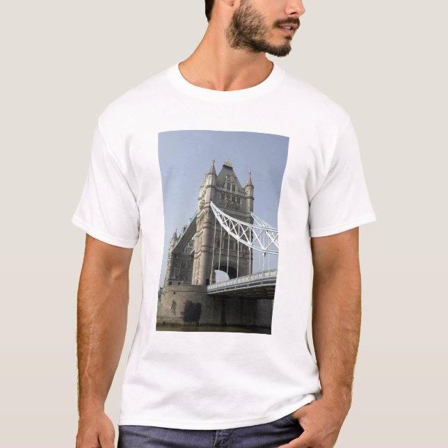 Europe, England, London. Tower Bridge over the T-Shirt (Front)