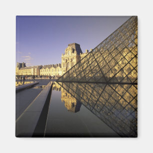 Europe, France, Paris. Le Louvre and glass Magnet