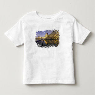 Europe, France, Paris. Le Louvre and glass Toddler T-shirt
