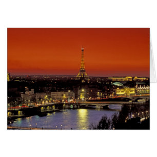 Europe, France, Paris. Vue au coucher du soleil de