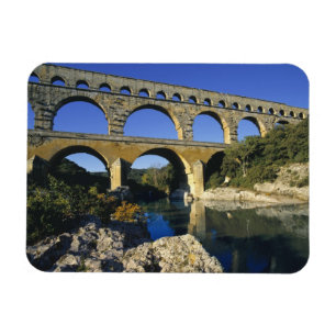 Europe, France, Pont du Gard. Pont du Gard, Magnet