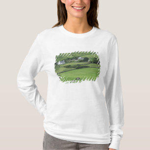 Europe, Ireland, Kerry County, Ring of Kerry. T-Shirt