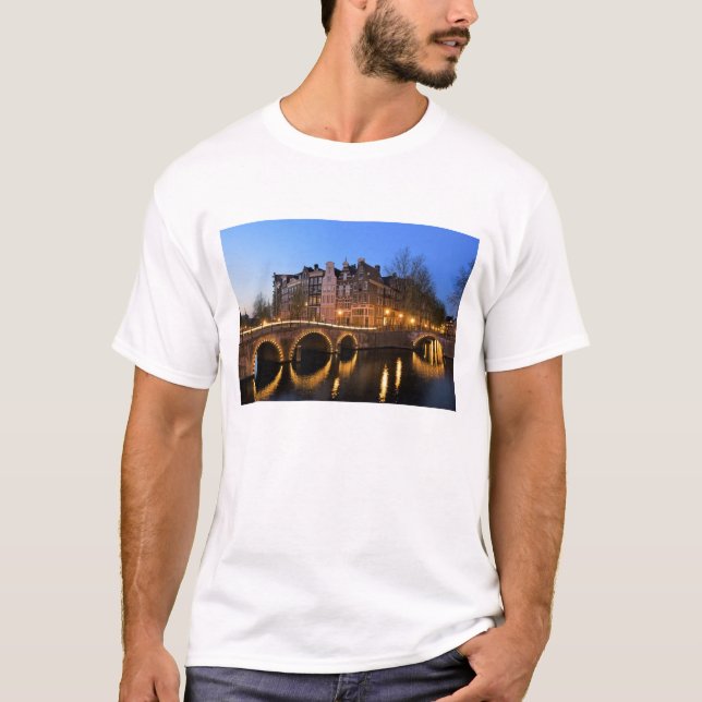 Europe, Netherlands, Holland, Amsterdam, T-Shirt (Front)