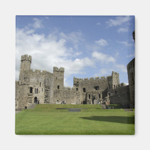 Europe, Wales, Caernarfon. Caernarfon Castle, Magnet