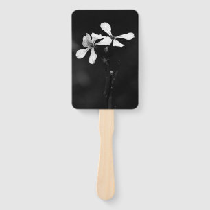 Éventail floral noir et blanc minimal