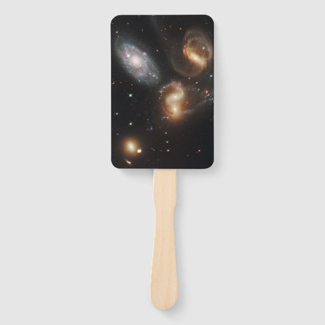 Éventail La quintette de Stephan : Une épave galaxie galact (Devant)