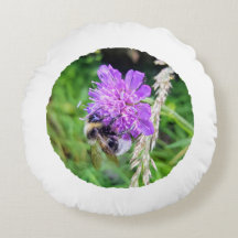 Every blossom counts - round decorative pillows