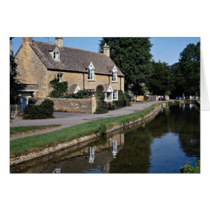 Ewe de la rivière Lower Slaughter, Cotswolds, Angl