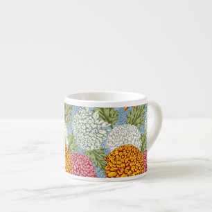 Excellent pattern with chrysanthemums espresso cup