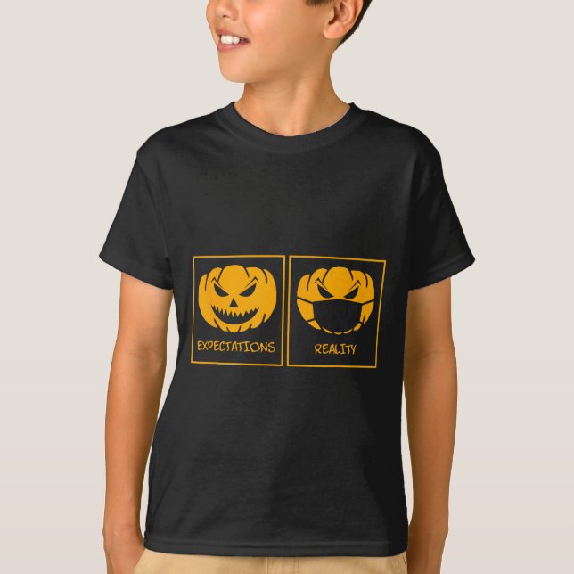 Expectations reality jack o lantern pumpkin face T-Shirt (Front)