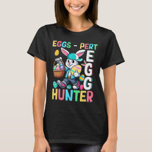 Expert Egg Funny Joke Hunter Easter Bunny Hunting  T-Shirt